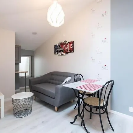 Le Paris Eiffel - Cosy En Plein Centre Apartment